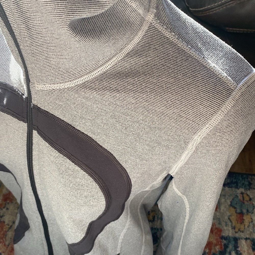 Lululemon Stride Jacket - image 3